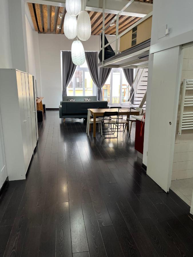 Carretas Duplex Exterior Izquierda Apartment Мадрид Екстериор снимка