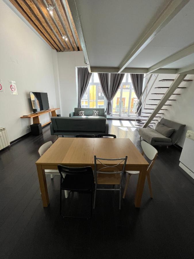 Carretas Duplex Exterior Izquierda Apartment Мадрид Екстериор снимка