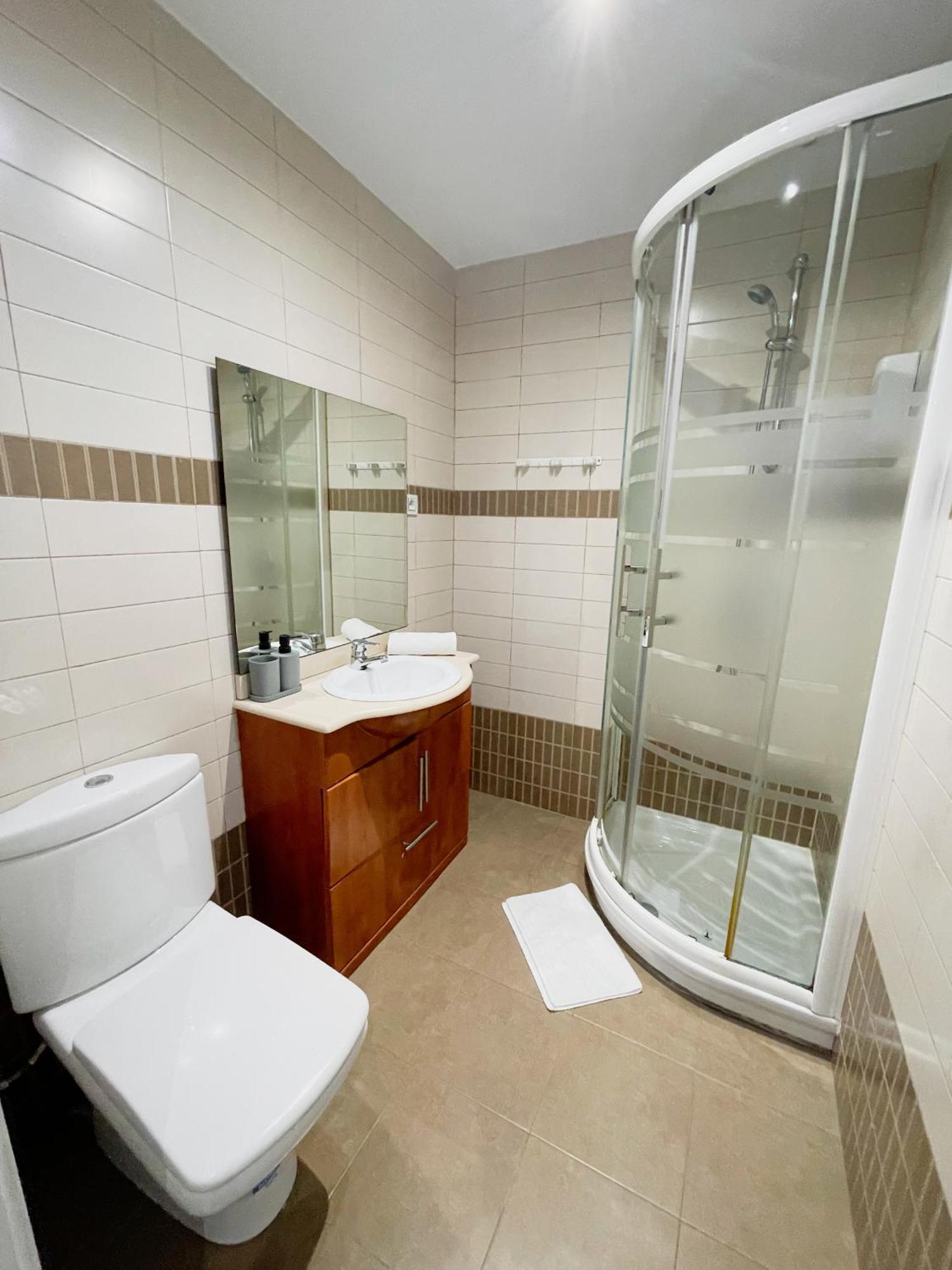 Carretas Duplex Exterior Izquierda Apartment Мадрид Екстериор снимка