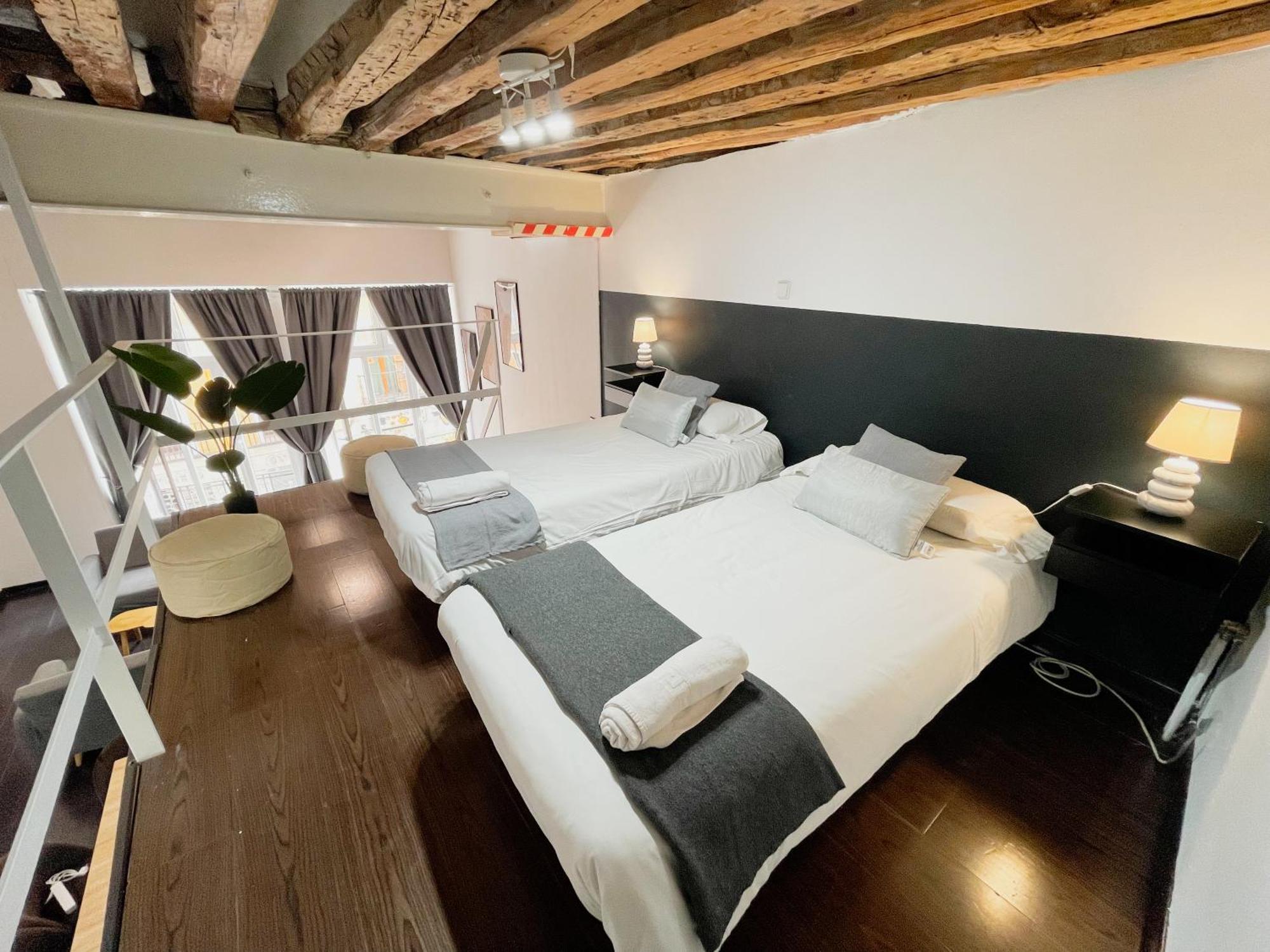 Carretas Duplex Exterior Izquierda Apartment Мадрид Екстериор снимка