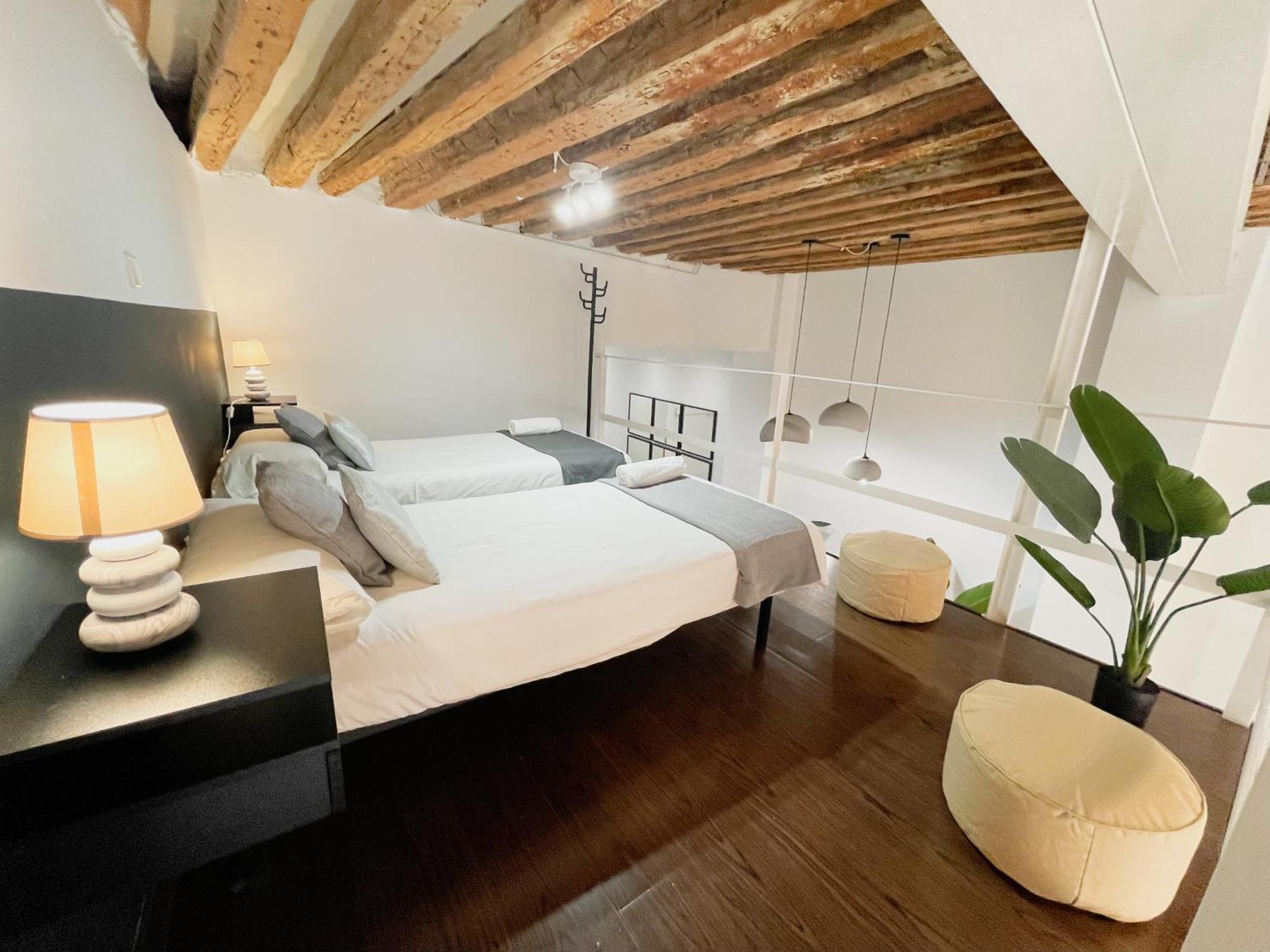 Carretas Duplex Exterior Izquierda Apartment Мадрид Екстериор снимка